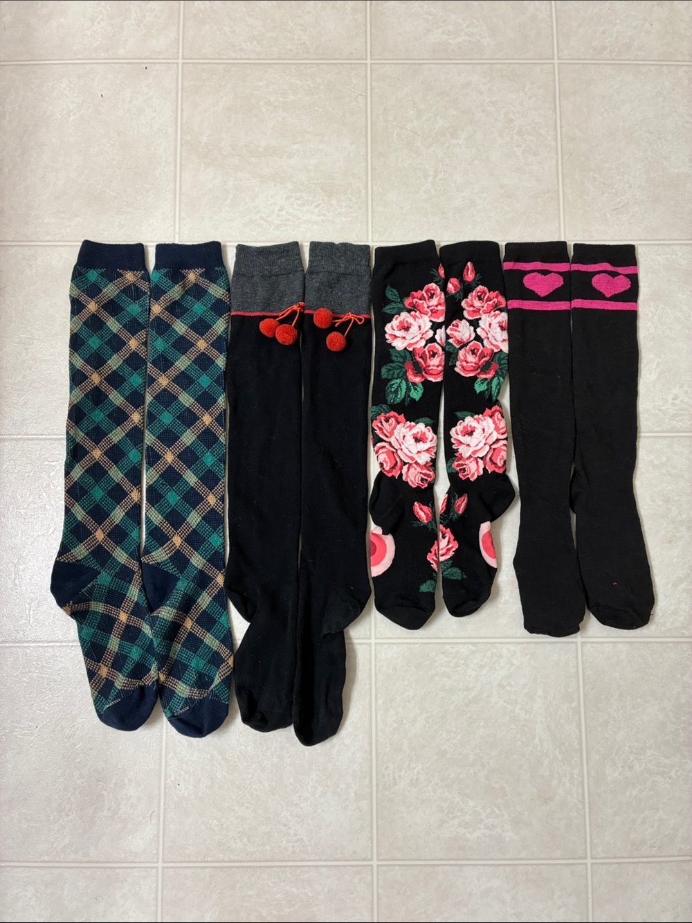 🌷3 for $25🌷Unbranded, US OS, 4 Pairs of Over The Knee & Knee High Socks